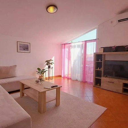 Apartmán Kristalis By Interhome