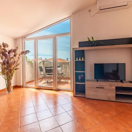 Apartmán Kristalis By Interhome *